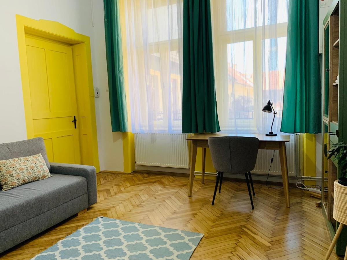 1900 Vetus Central Apartment Cluj-Napoca Eksteriør bilde